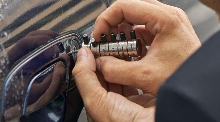 Expert Emergency Roof Repairs services in Earlysville, VA